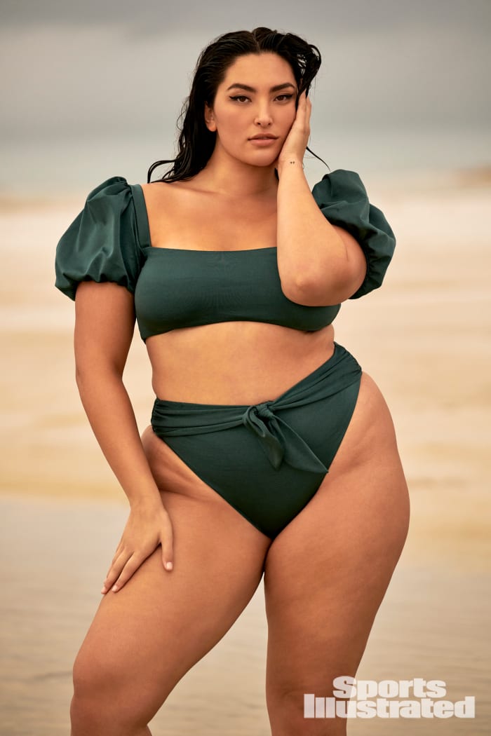 X163483_TK5_00484WMweb